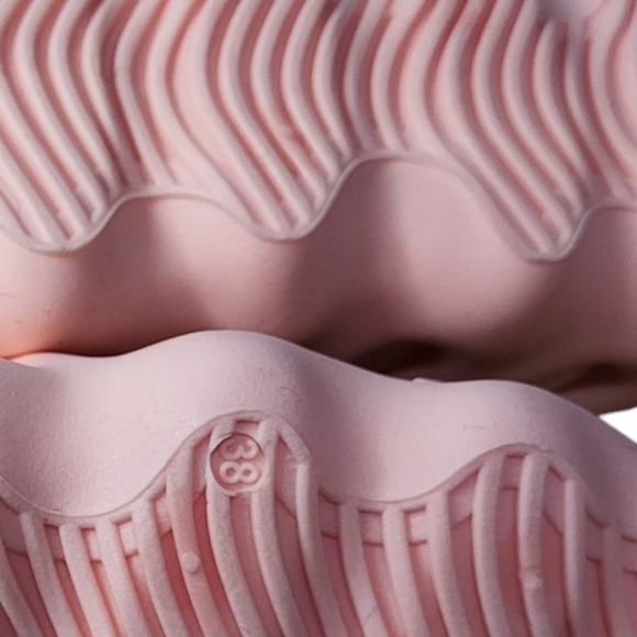 SSSJWS Women's Breathable Pink Walking Shoes Size 6.5(38) - Picture 5 of 9